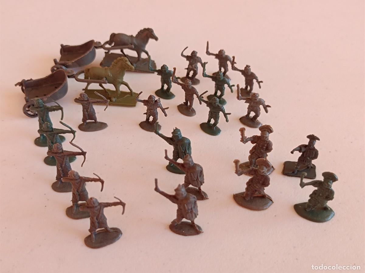 Figuras de goma y PVC: ROMANOS DE PL&Aacute;STICO MONTAPLEX