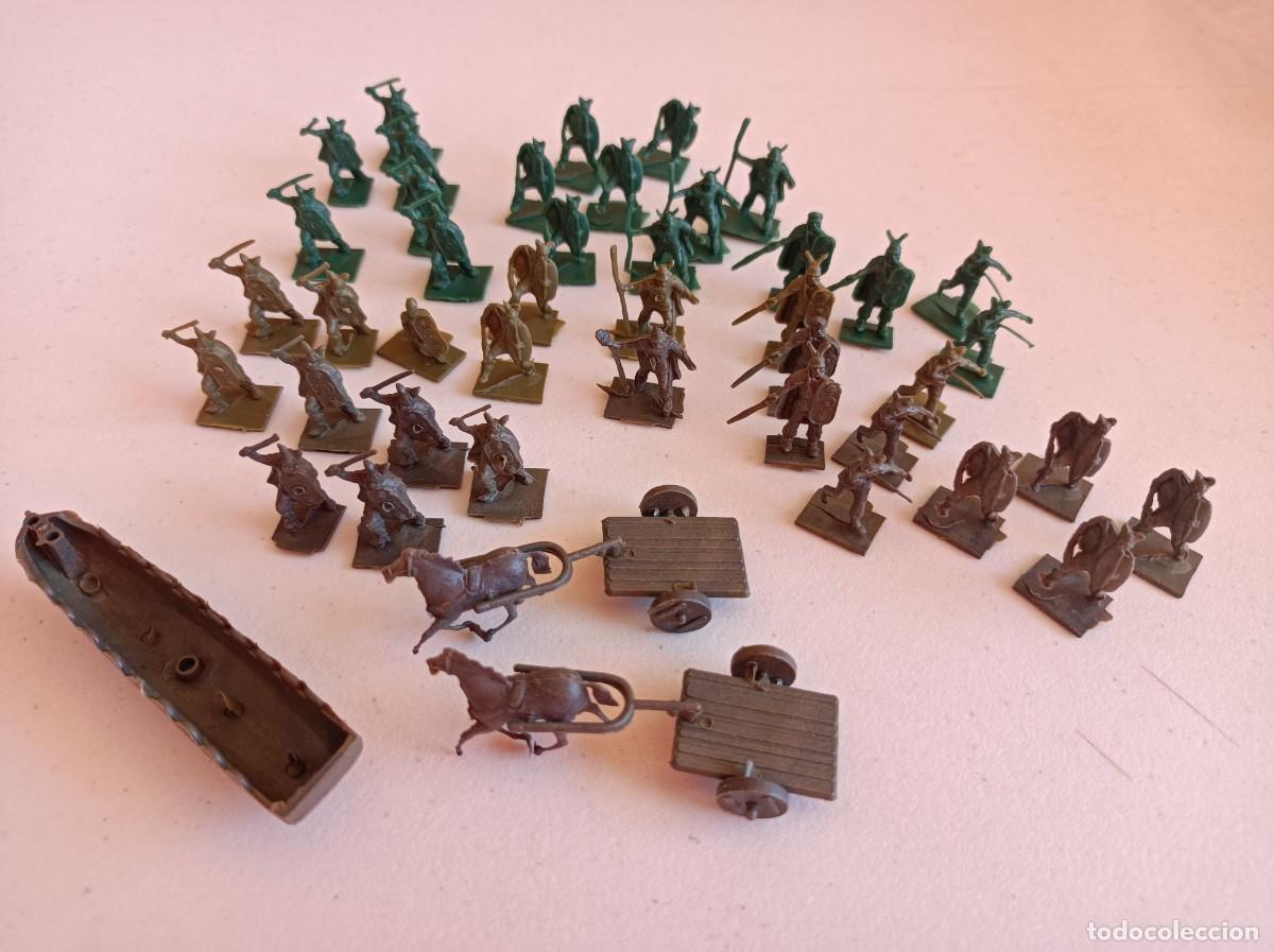 Figuras de goma y PVC: VIKINGOS DE PL&Aacute;STICO MONTAPLEX