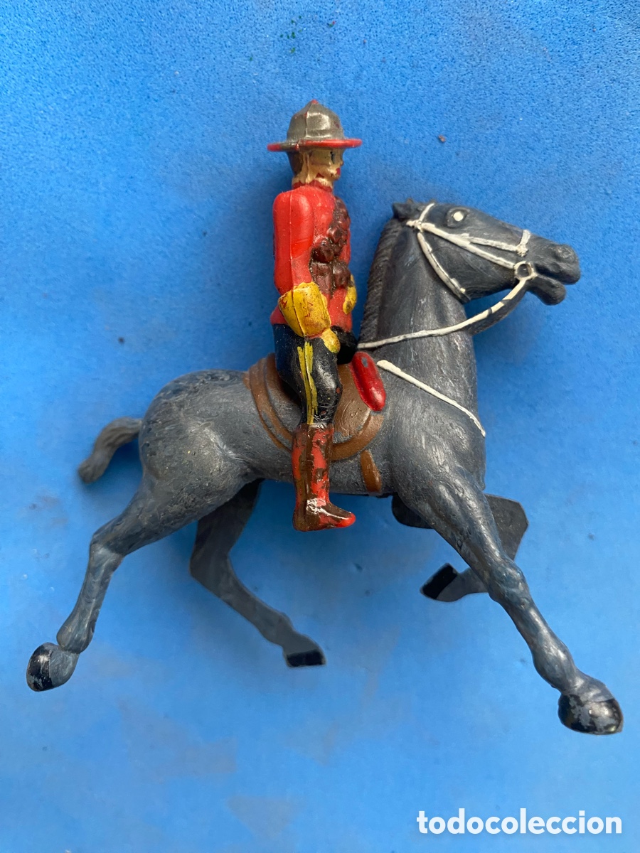 Figuras de goma y PVC: Polic&iacute;a montada del Canad&aacute; reamsa