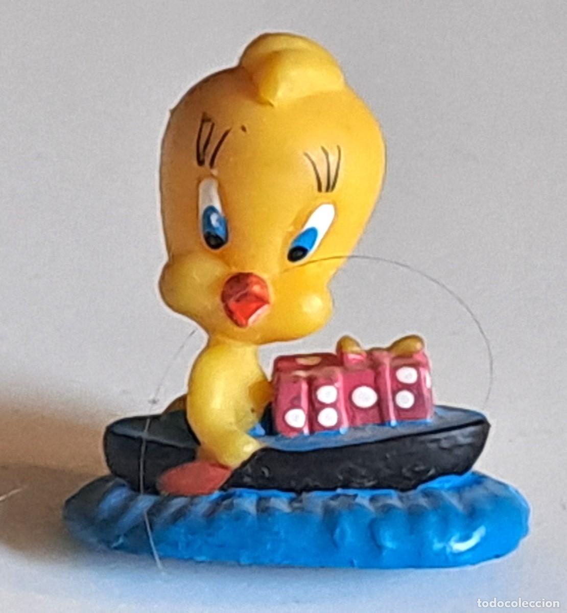 Figuras de goma y PVC: PIOLIN EN BARCA LOONEY TUNES (4,5 cm)
