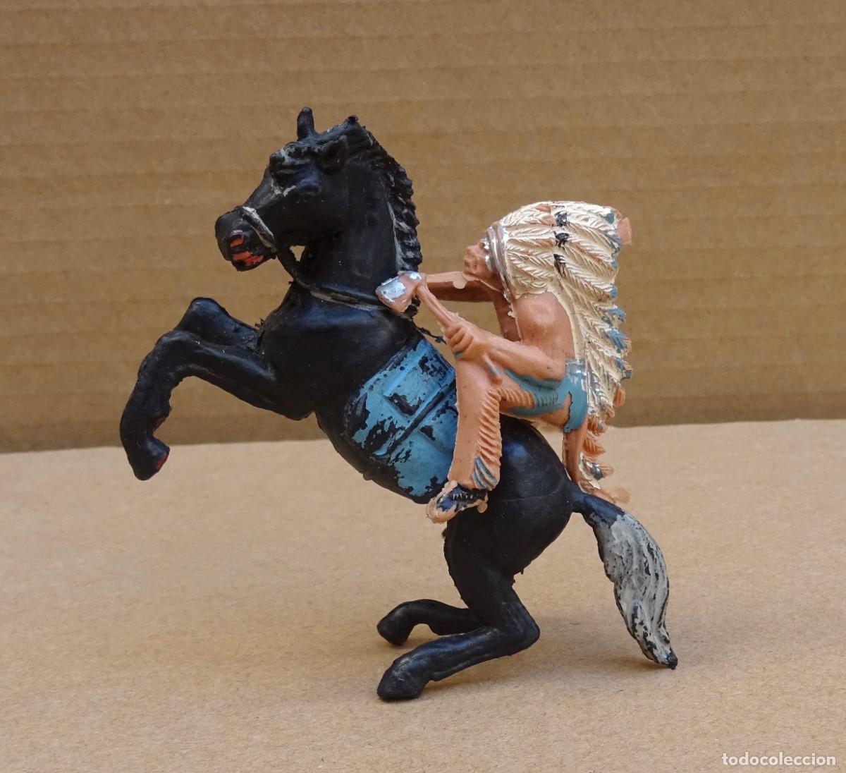 Figuras de goma y PVC: PECH INDIO CON CABALLO FIGURA 2