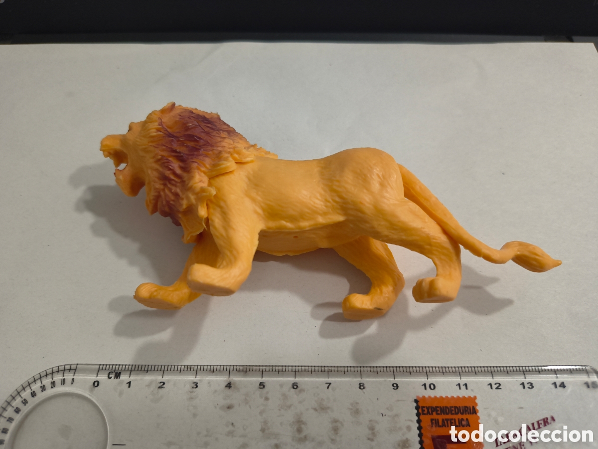 Figuras de goma y PVC: FIGURA DE LEON SIN MARCA - Foto 2