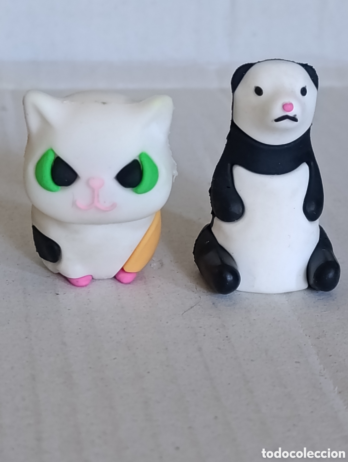 Figuras de goma y PVC: 2-FIGURITAS DE GOMA SEMIRIGIDA.SIN MARCA.