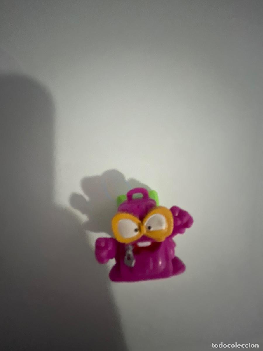 Figuras de goma y PVC: Superthing biggy bag 694 serie 9