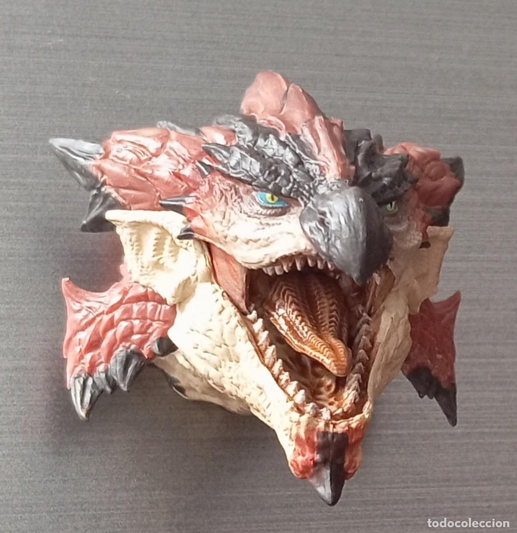 Figuras de goma y PVC: Im&aacute;n nevera CABEZA DE DRAG&Oacute;N RATHALOS. MONSTER HUNTER.