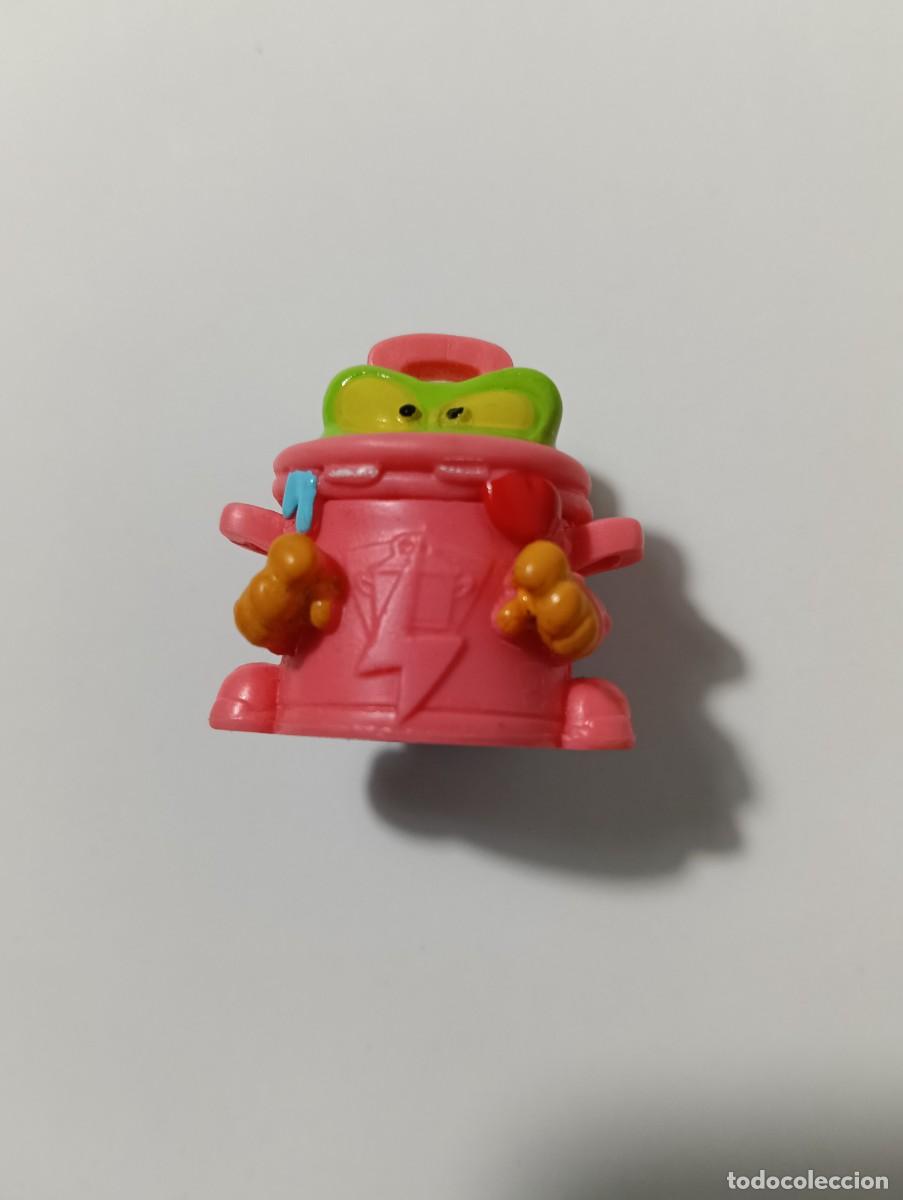 Figuras de goma y PVC: Superthing big boil 707 serie 9