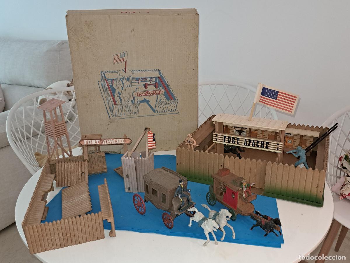 Figuras de goma y PVC: FORT APACHE - MIRALLES - EN SU CAJA m&aacute;s 2 DILIGENCIAS m&aacute;s OTRO FORT APACHE de REGALO