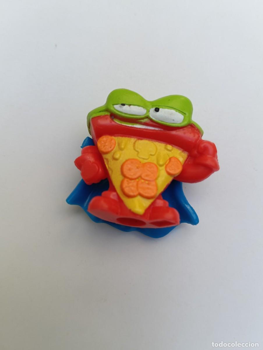 Figuras de goma y PVC: Superthing cheese pack H66A serie 16