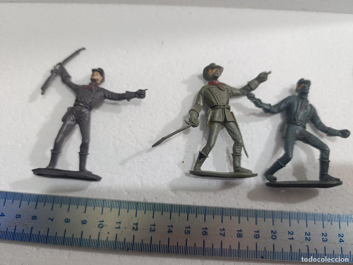 Figuras de goma y PVC: FIGURA DE PVC - 3 SOLDADOS SUDISTAS - COMANSI