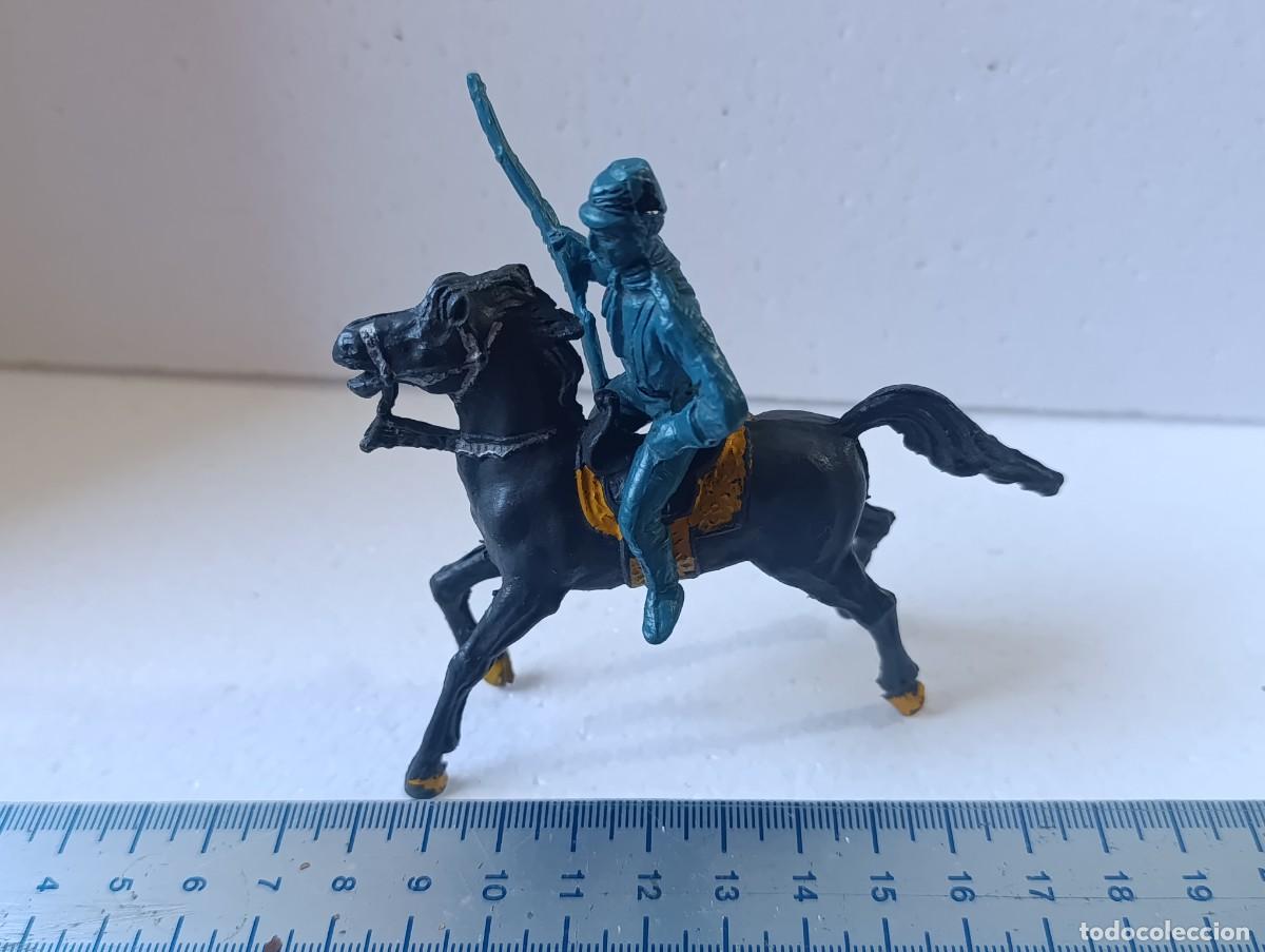 Figuras de goma y PVC: FIGURA DE PVC - JINETE CON CABALLO - JECSAN - REAMSA - COMANSI - ETC...