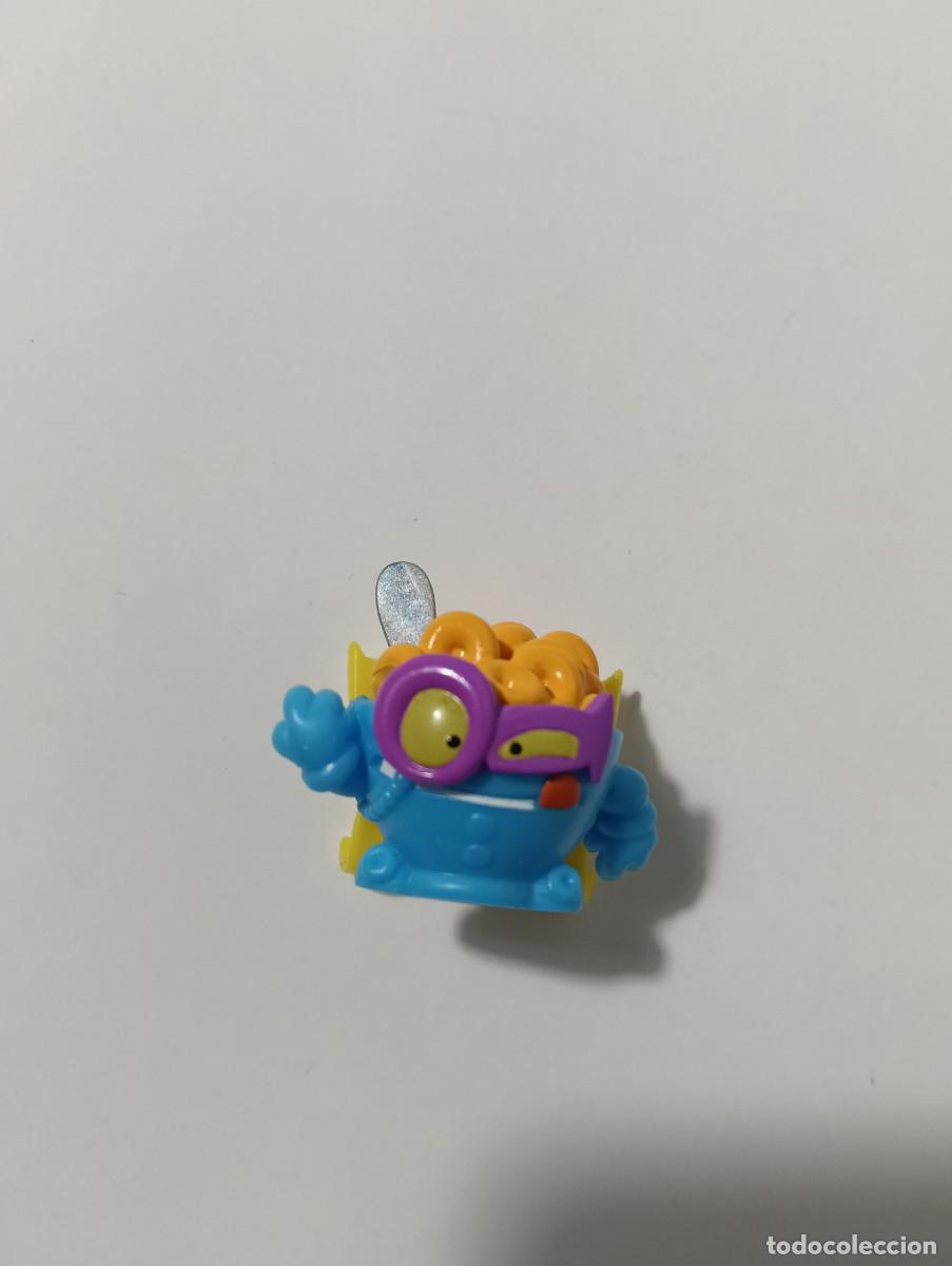 Figuras de goma y PVC: Superthing cerealiak V04B s&egrave;rie 14