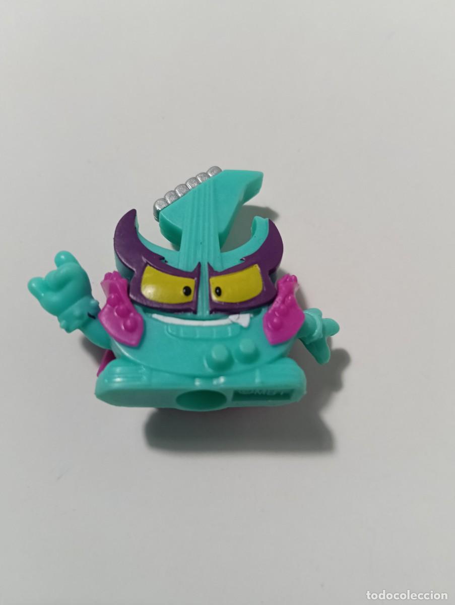 Figuras de goma y PVC: Superthing rockonoth V11A serie 14