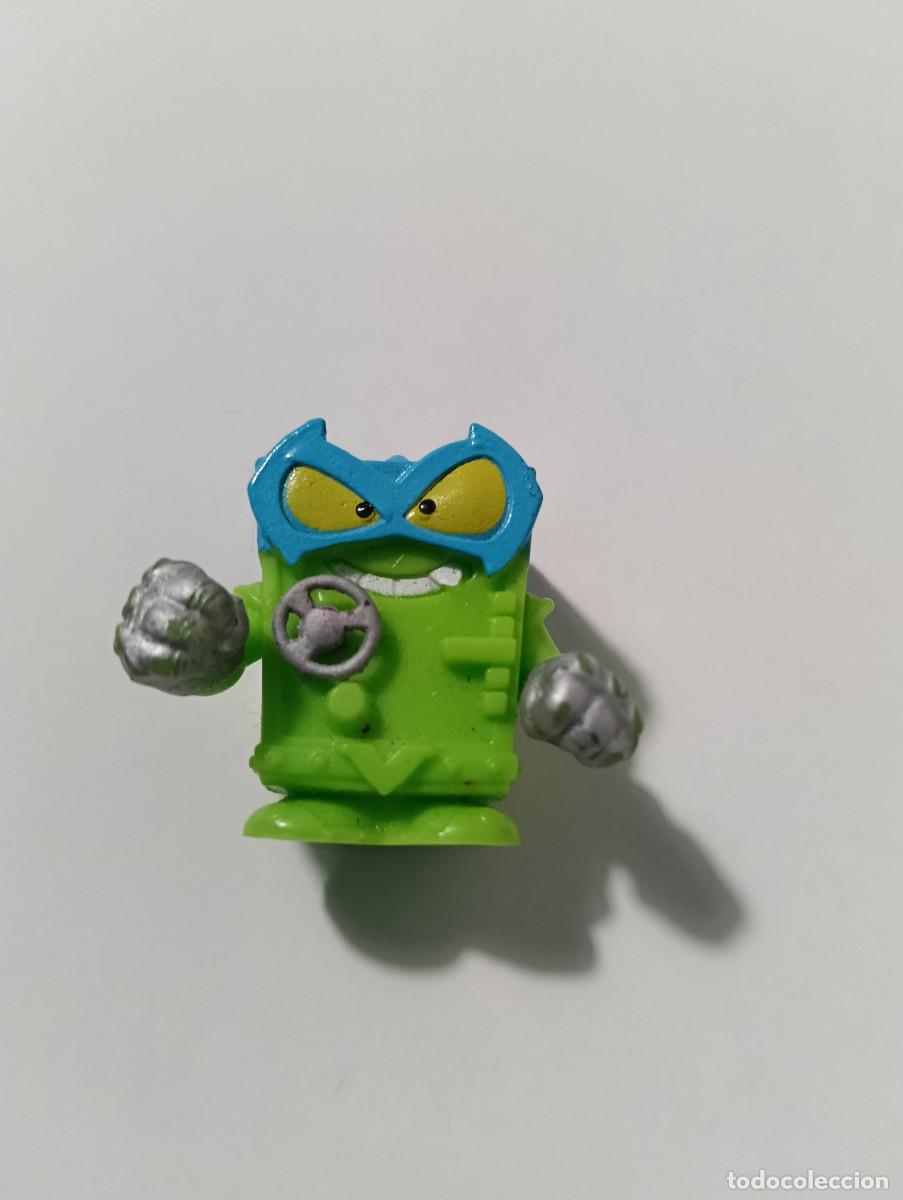 Figuras de goma y PVC: Superthing lockdown V35B serie 15