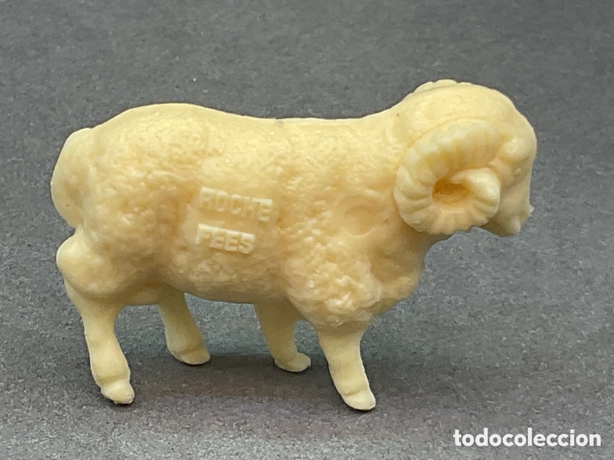 Figuras de goma y PVC: ANTIGUA FIGURITA EN PL&Aacute;STICO. CARNERO. PROMOCIONAL DE LOS LACTEOS ROCHE AUX FEES.