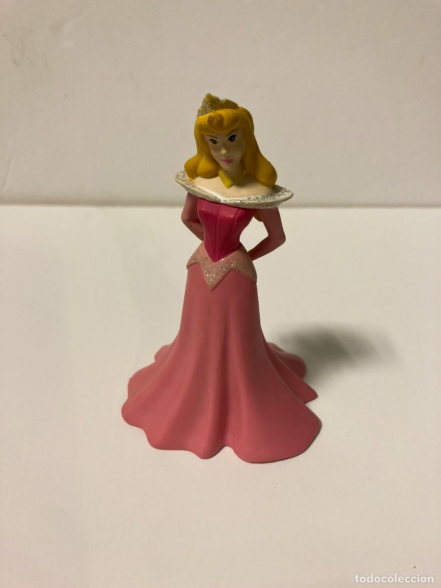 Figuras de goma y PVC: Disney Princesa Aurora #207 (2)