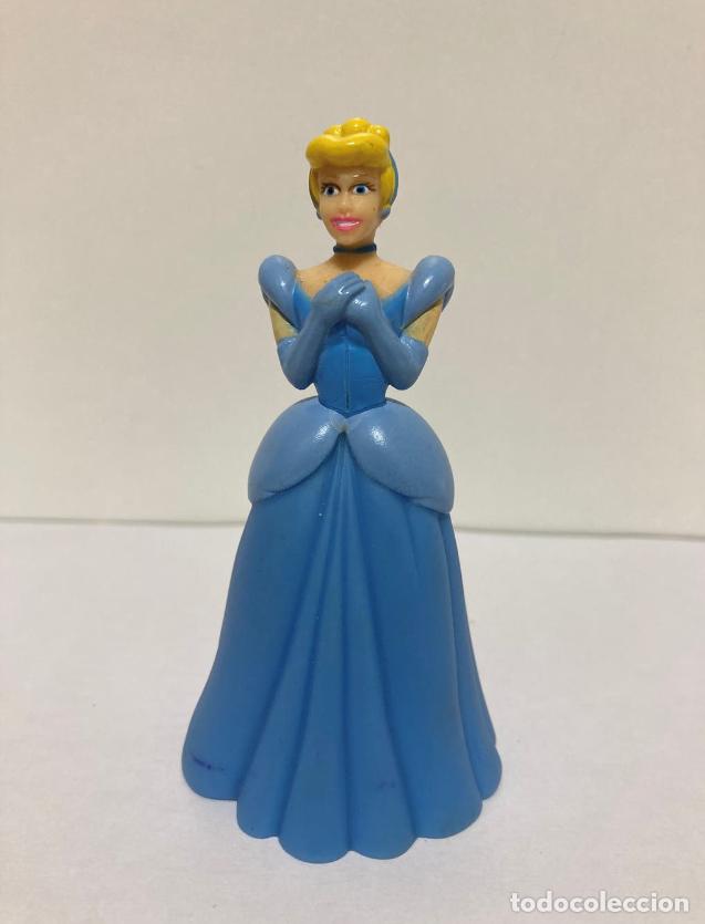 Figuras de goma y PVC: Disney Princesa Cenicienta #213 (2)