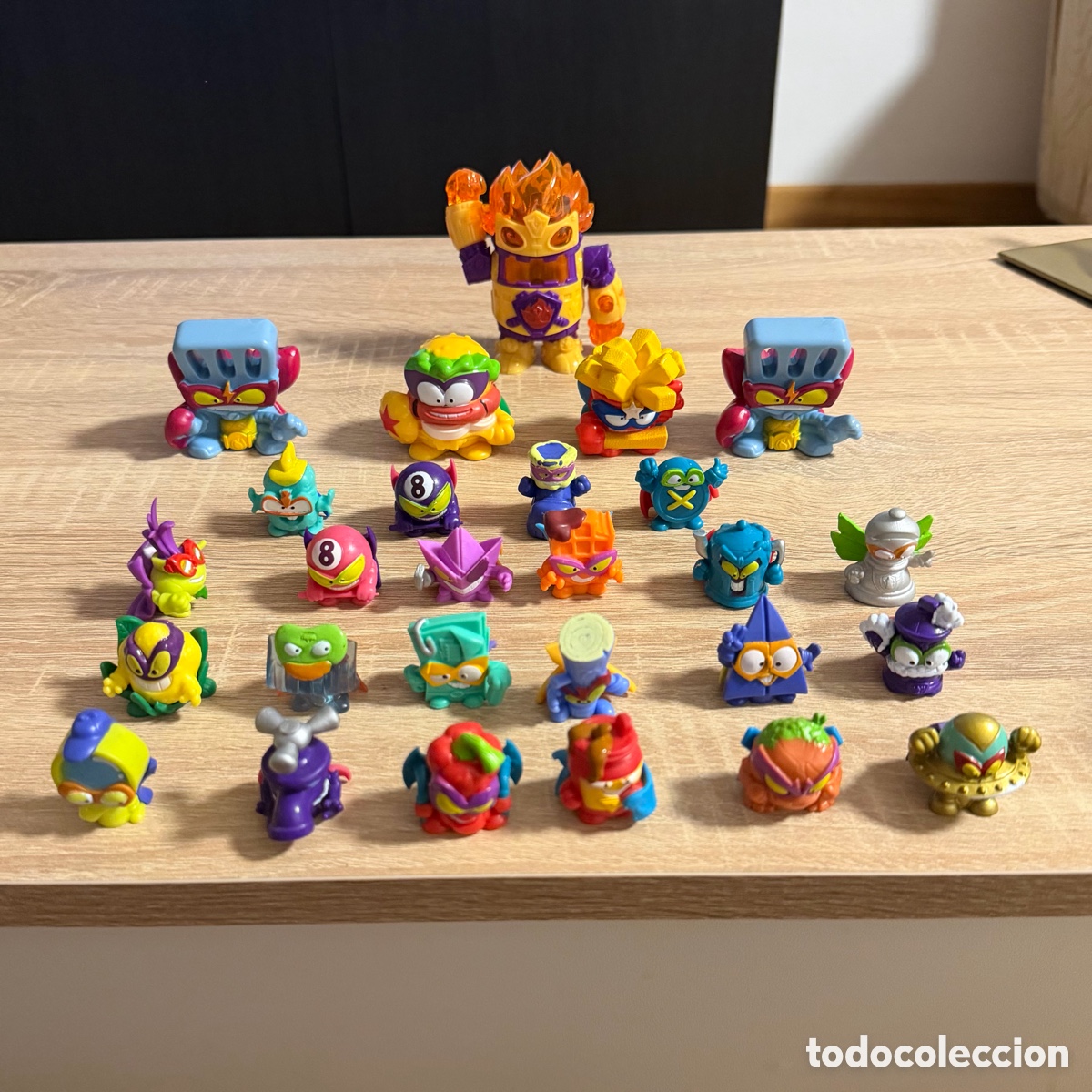 Figuras de goma y PVC: Colecci&oacute;n Completa Superzings Varias Series