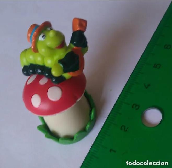Figuras de goma Kinder: gusano gusanito kinder cantante guitarra o banjo seta montable insecto setita