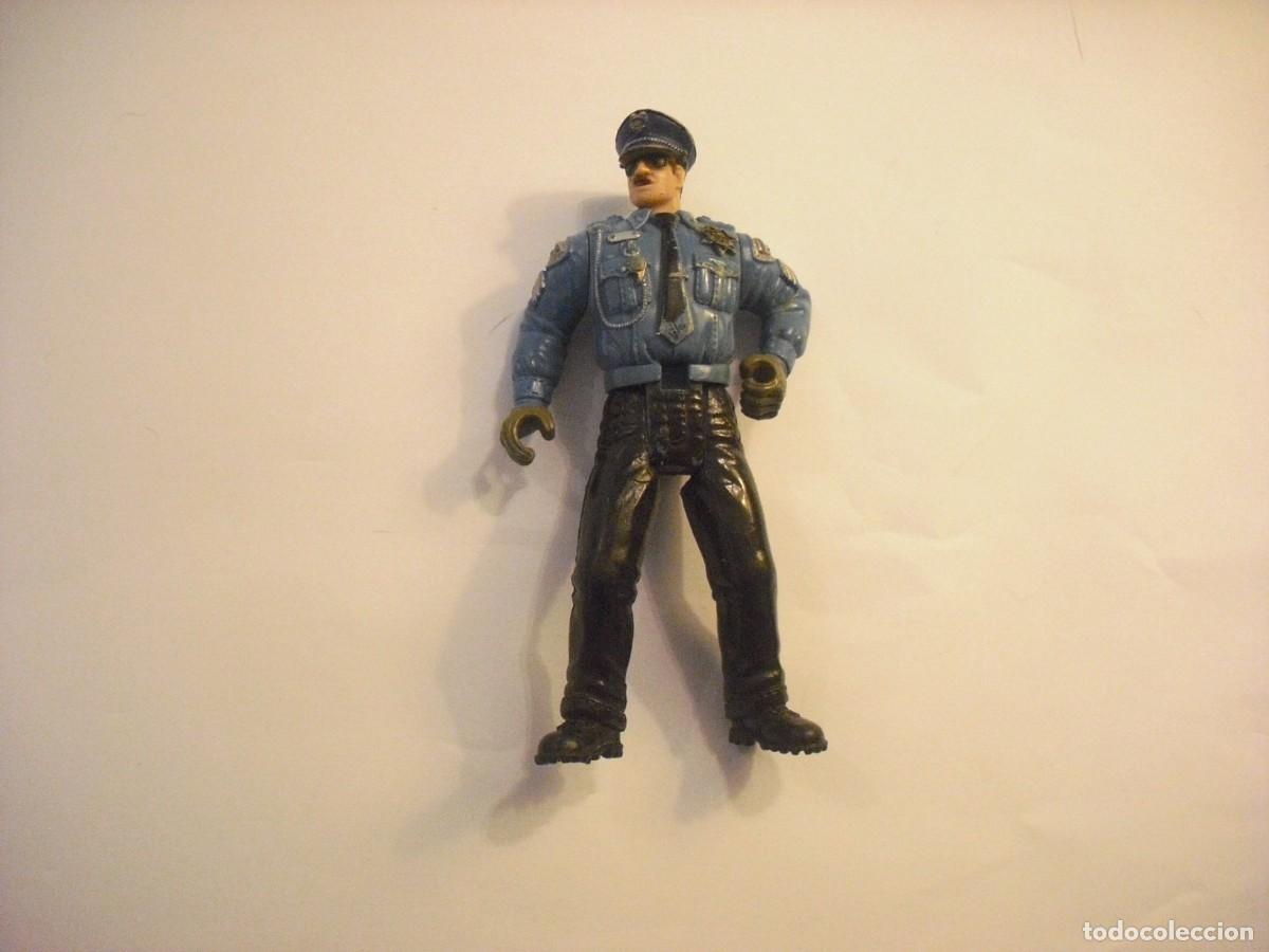 Figuras de Borracha e PVC: FIGURA ARTICULADA DE POLICIA , PVC