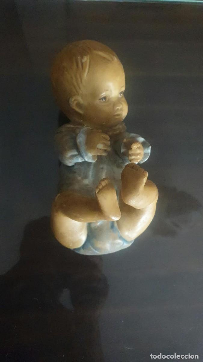 Figuras de goma y PVC: figura decoraci&oacute;n a&ntilde;os 40-50 material duro, podr&iacute;a ser resina, eran t&iacute;picas de adorno en las c&oacute;modas