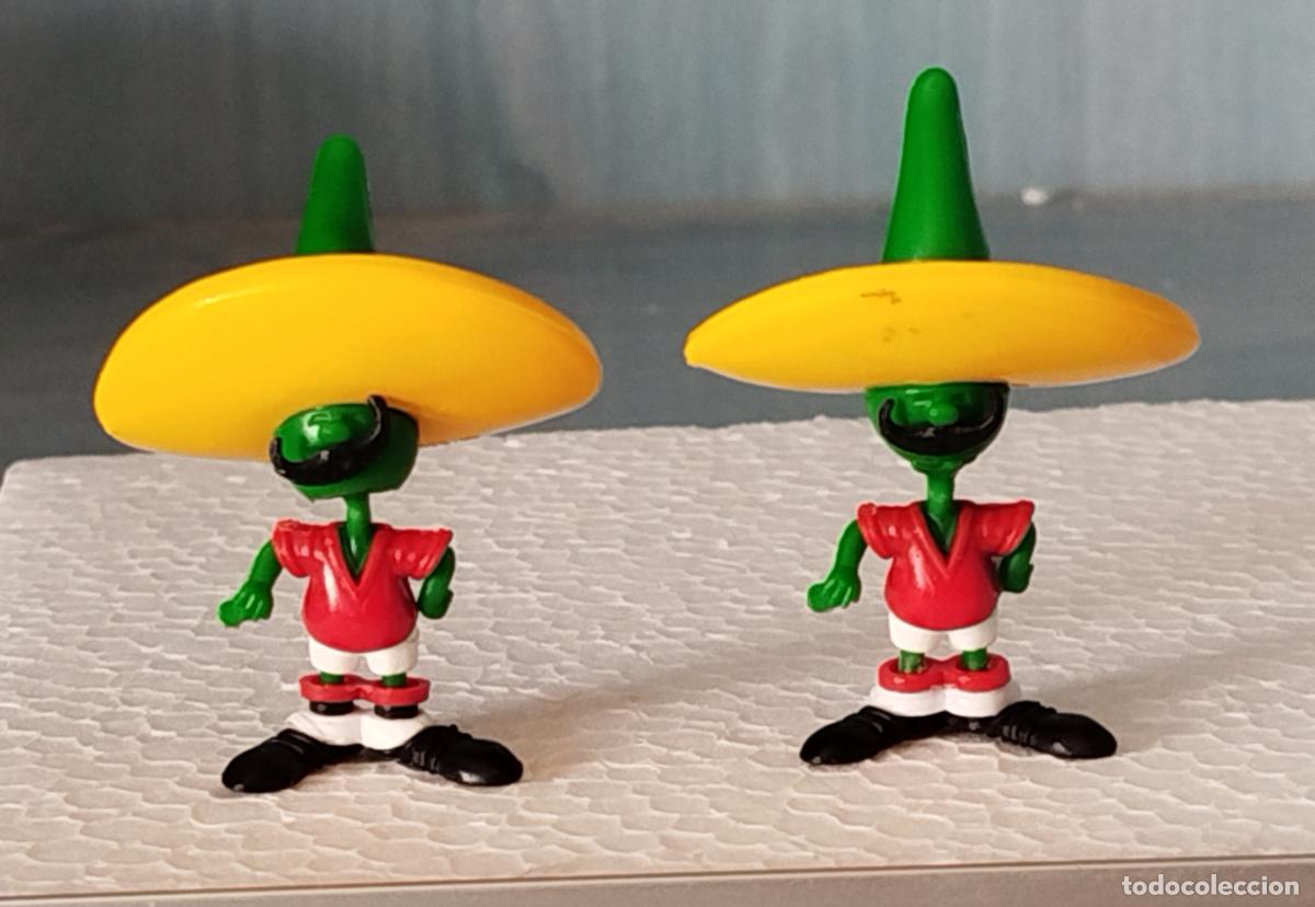 Figuras de goma Kinder: LOTE 2 FIGURA kinder sorpresa FERRERO , pique , mascota mundial mexico 86. a&ntilde;os 80.