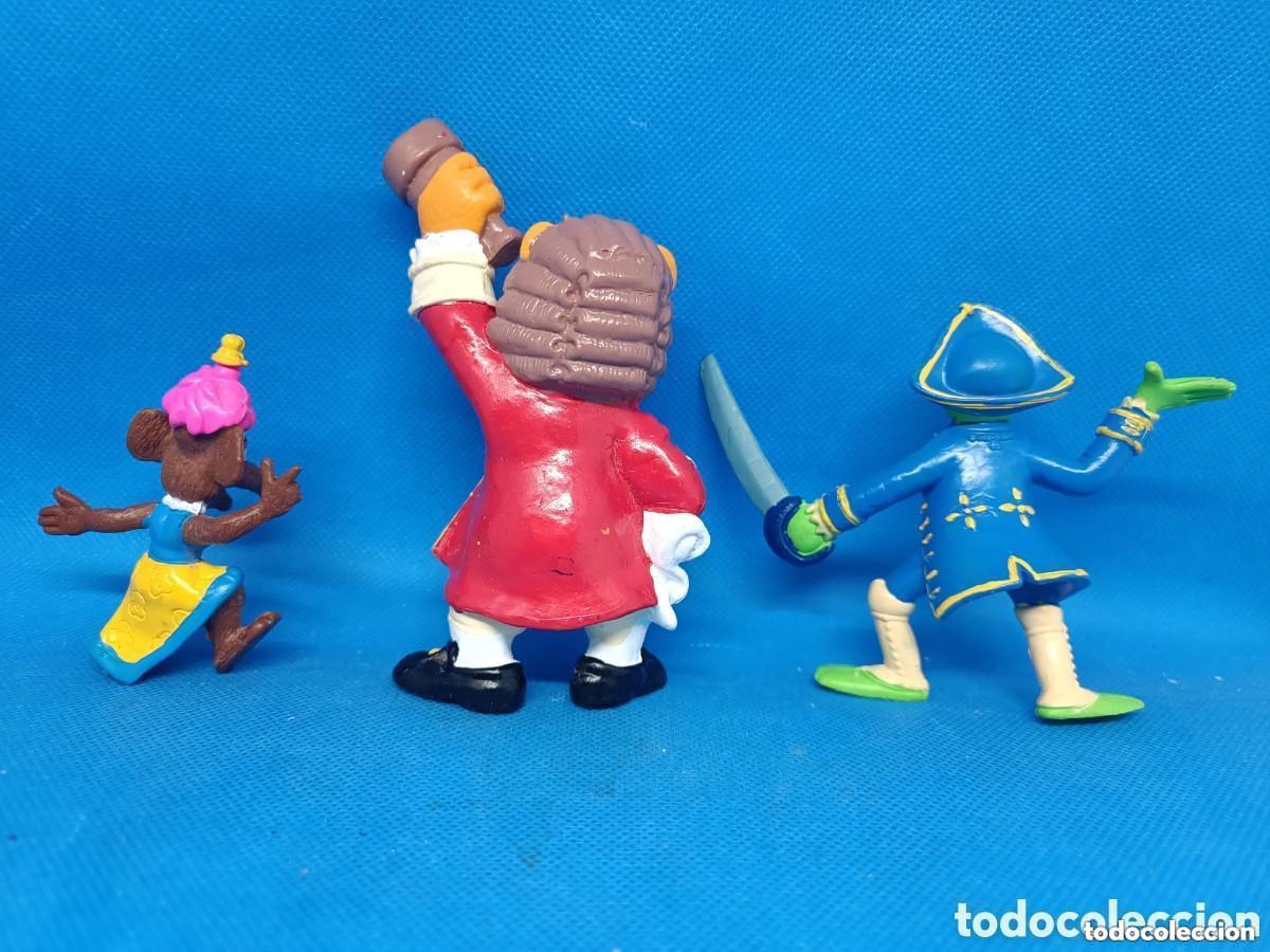 Figuras de goma y PVC: Figuras Los Muppets en la isla del Tesoro Los tele&ntilde;ecos - Foto 2