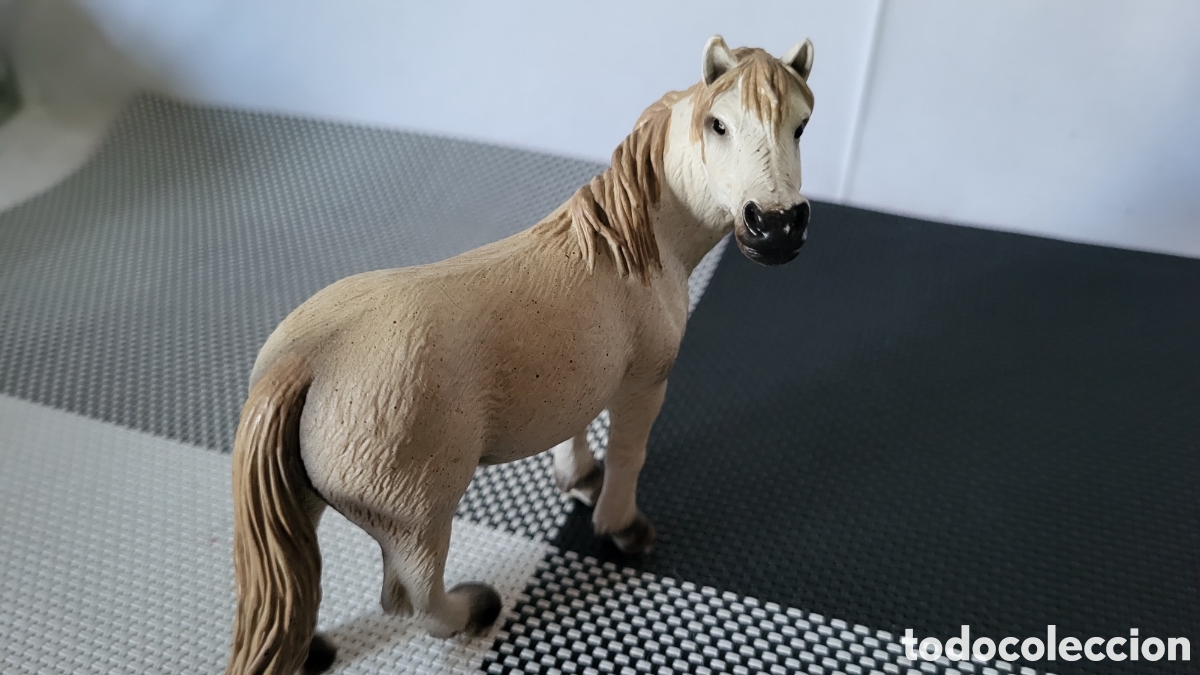 Figuras de goma y PVC: Caballo de colecci&oacute;n Schleich