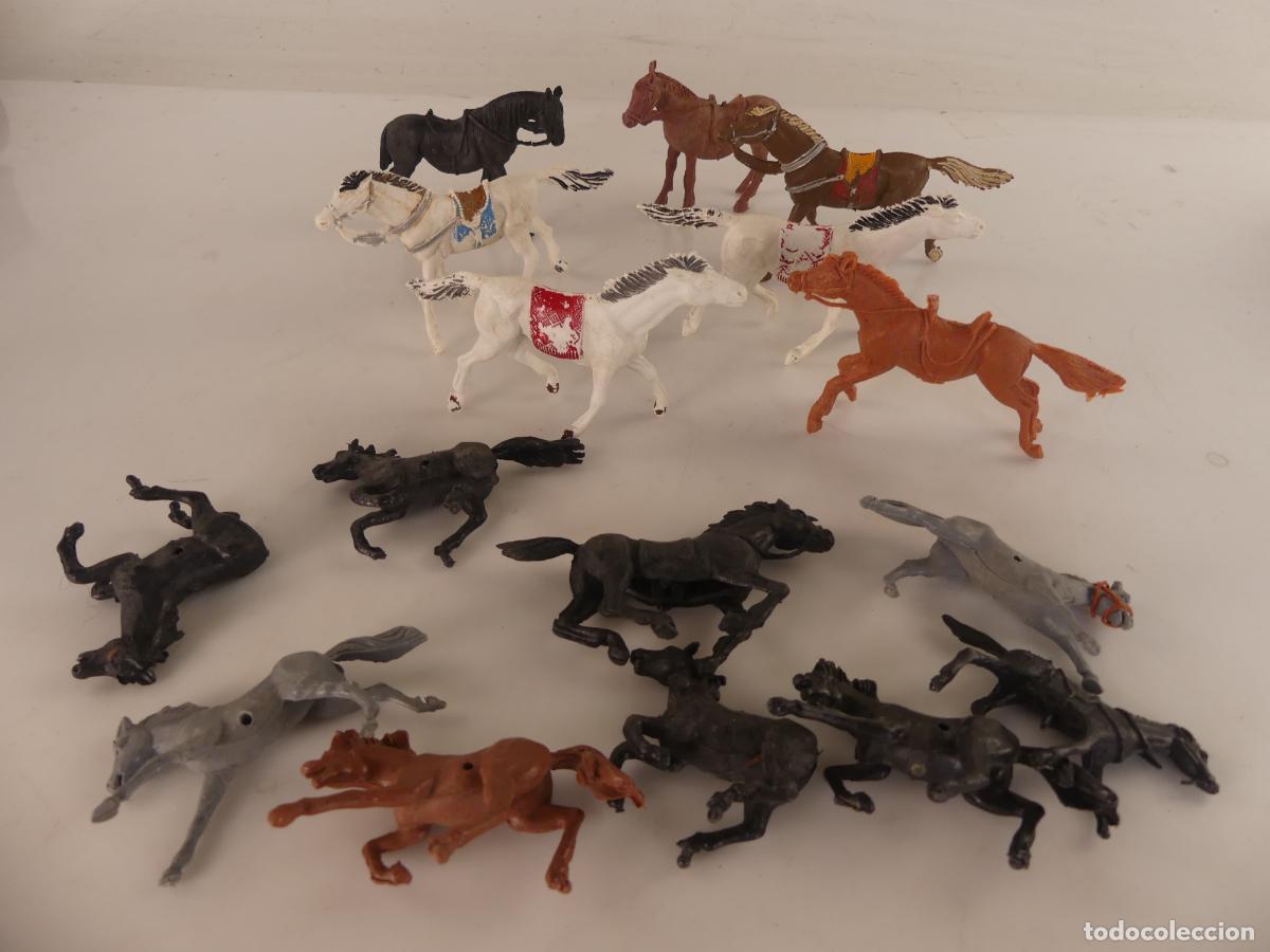 Gummi- und PVC-Figuren: LOTE DE CABALLOS DE PVC