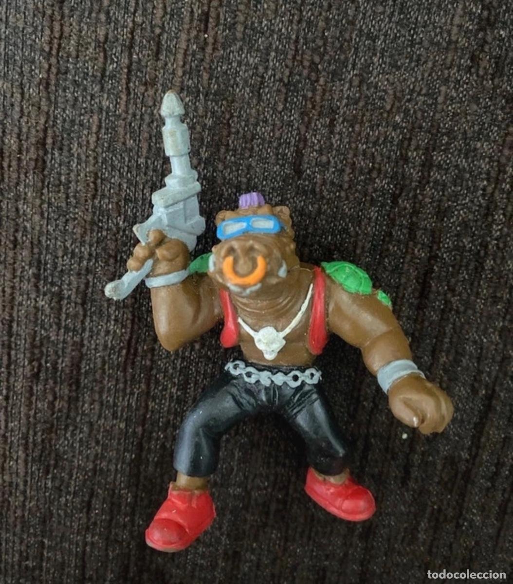 Figuras de goma y PVC: Figura vintage bepop de las tortugas ninja marca yolanda