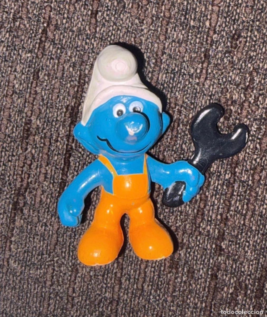 Figuras de goma y PVC: Pitufo Mec&aacute;nico RARO Peto Naranja y Llave Negra (Variante CNT Schleich Peyo)