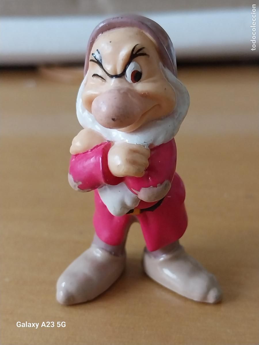 Figuras de goma y PVC: ENANITO GRU&Ntilde;ON MATTEL 1993 GOMA FIGURA 5CMS JUGADO BATA FUCSIA OSCURO
