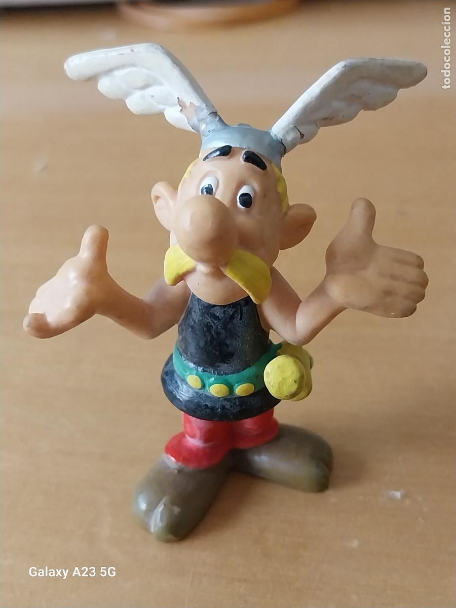 Figuras de goma y PVC: ASTERIX GOMA FIGURA 6.5CMS JUGADO PINTADO A MANO SIN MARCA