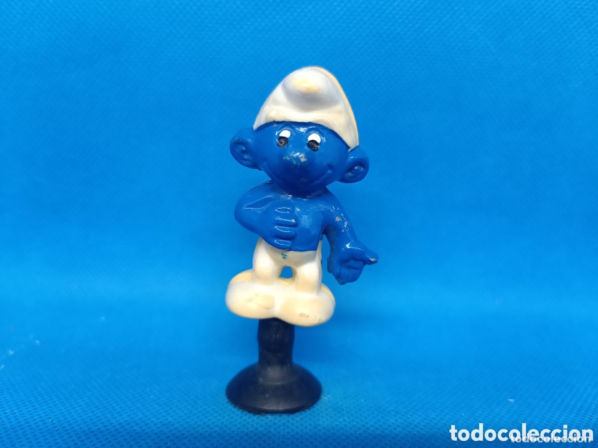 Gummi- und PVC-Figuren: Figura pitufo en peana Bootleg falsa made in Spain