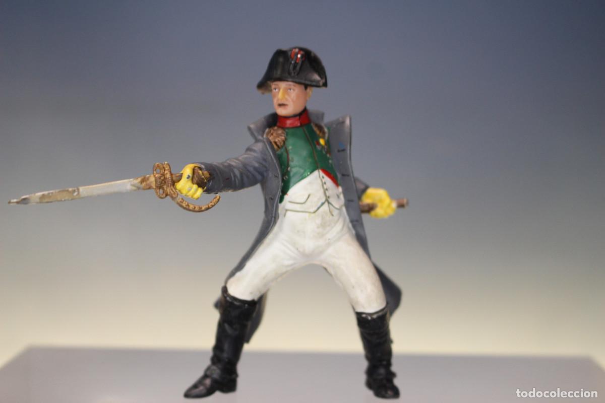 Figuras de goma y PVC: Figura PVC: Napole&oacute;n Bonaparte. Papo, 2000.
