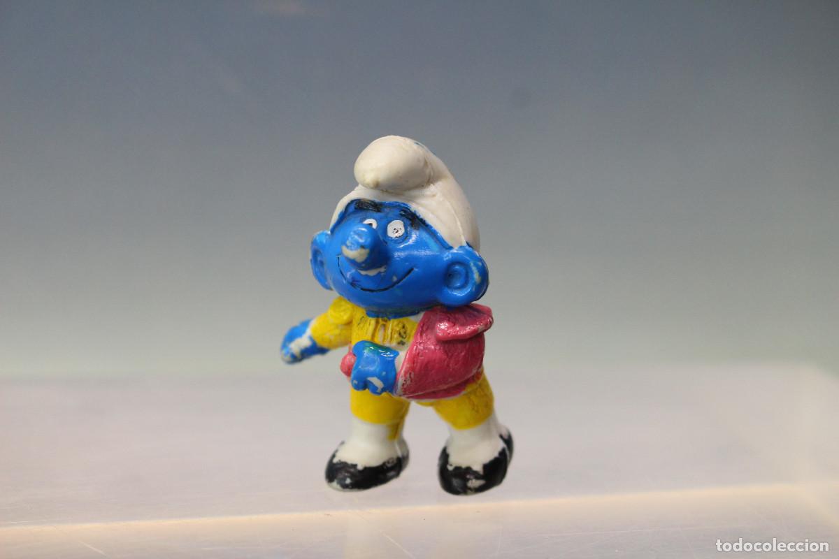 Figuras de goma y PVC: Figura PVC: Pitufo torero traje amarillo. Los Pitufos. Bootleg.