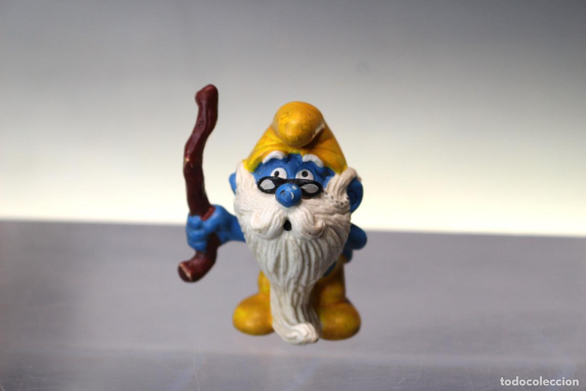 Figuras de goma y PVC: Figura PVC: Abuelo Pitufo. Los Pitufos. Peyo, Schleich.