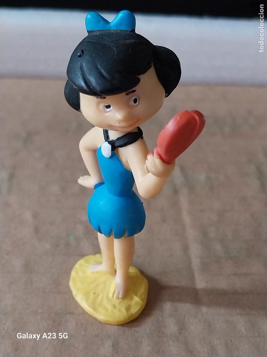 Figuras de goma y PVC: PICAPIEDRA BETTY MUJER PABLO FIGURA GOMA 8CMS ALTO MINILAND