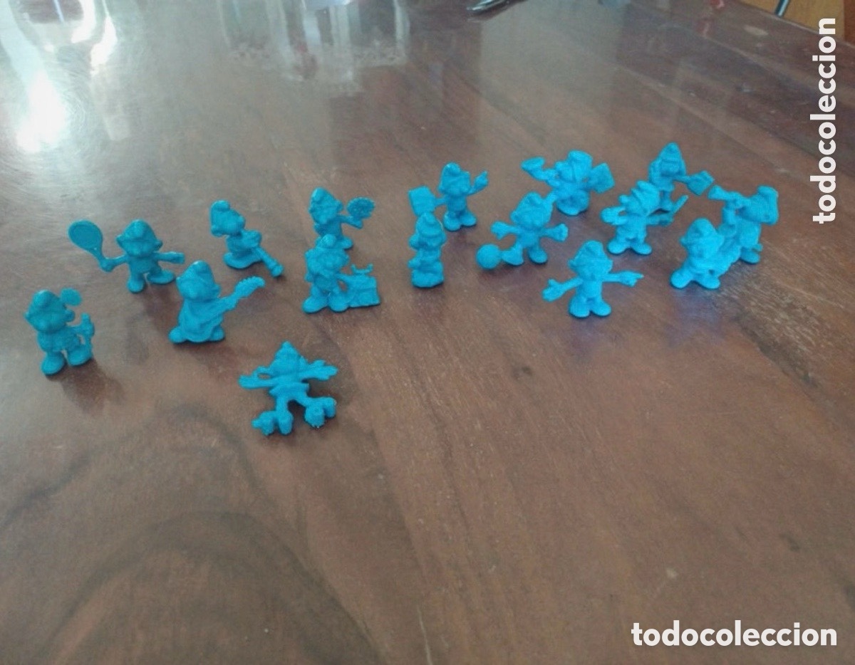 Figuras de goma y PVC: Lote figuras Pitufos, detergente Omo, Peyo, tipo Dunkin (A15)
