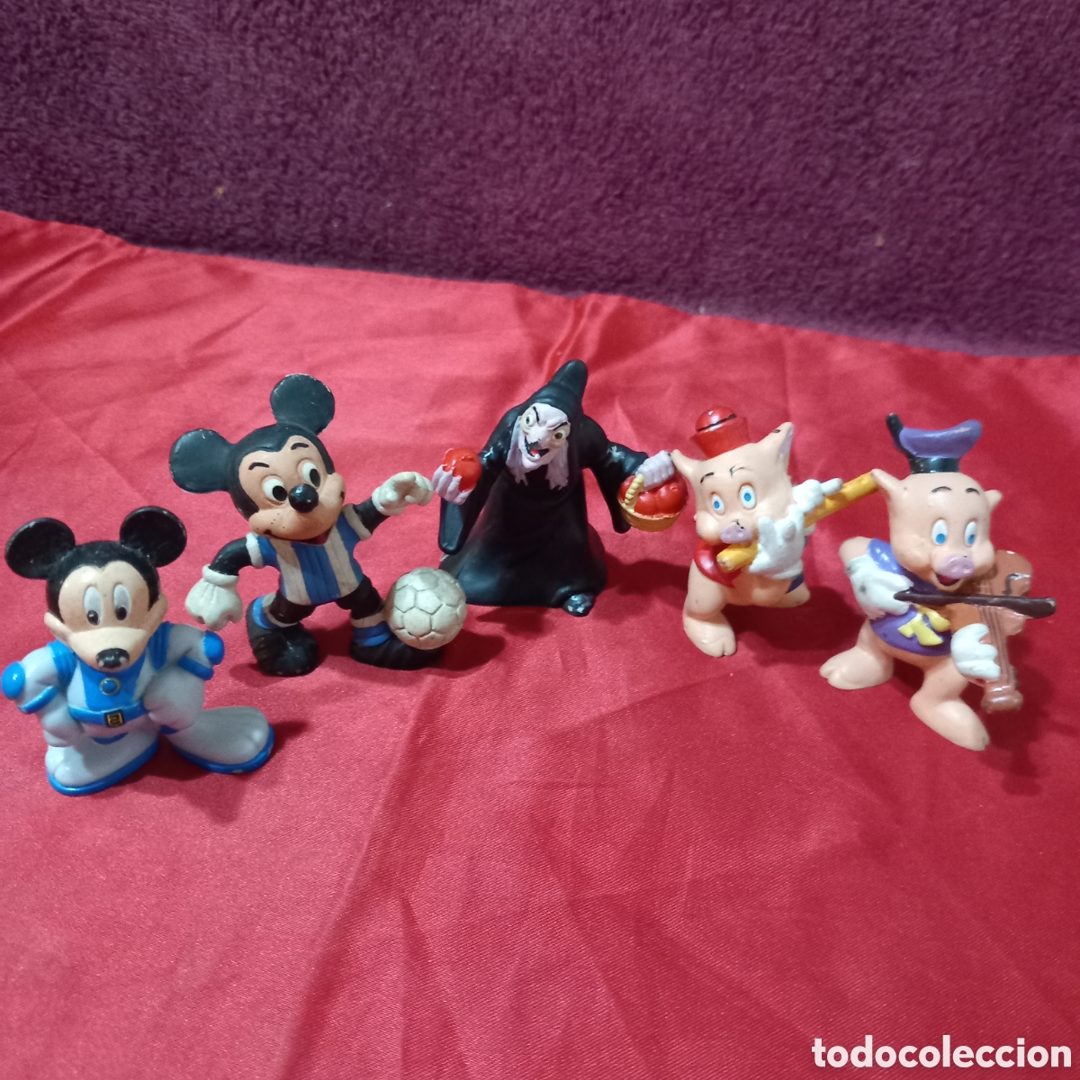 Figuras de goma y PVC: 5&times;FIGURAS GOMA PVC 3-BULLYLAND/(LA BRUJA+2 CERDITOS)+2 MICKEY MOUSE