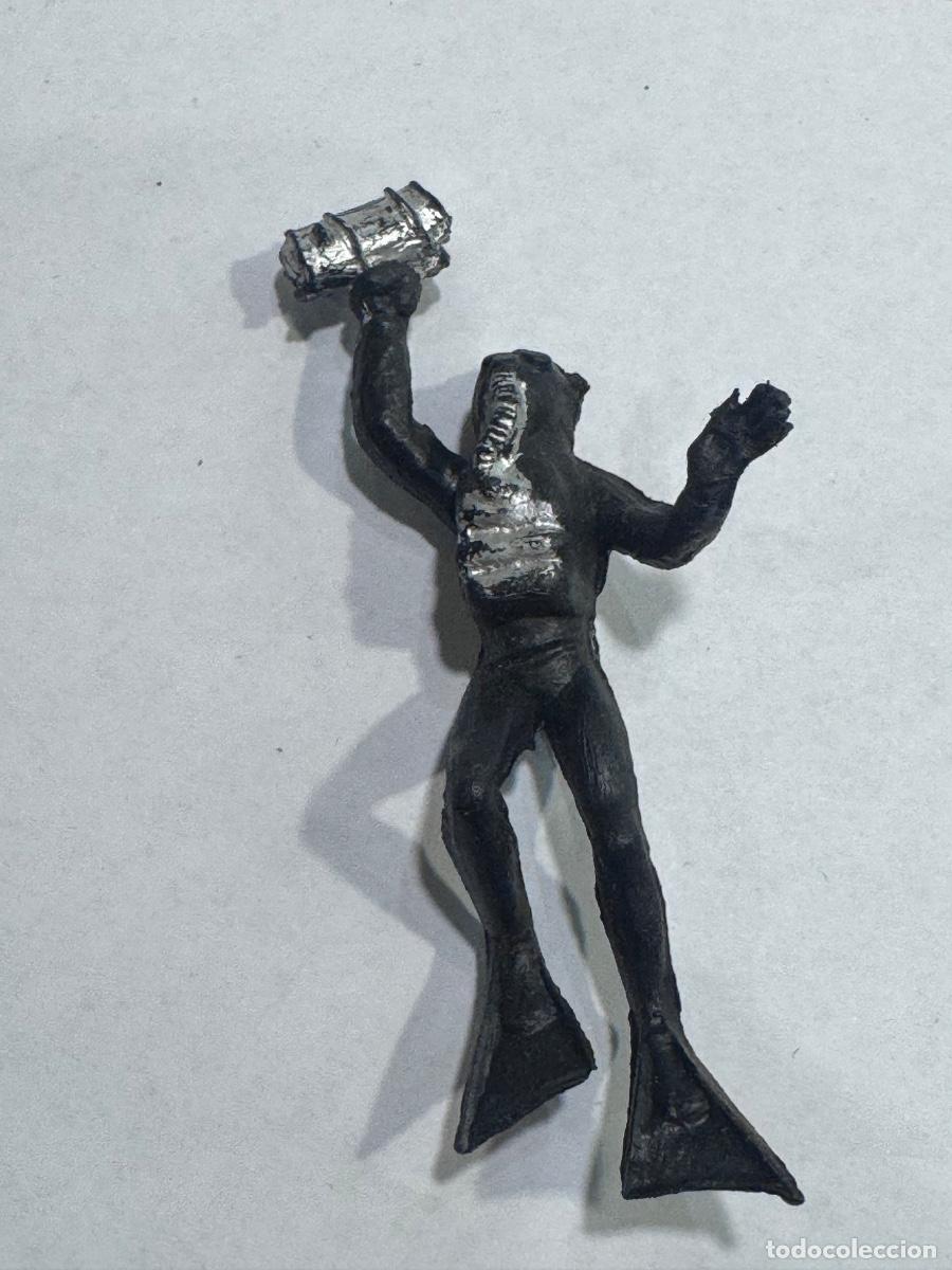 Figuras de goma y PVC: FIGURA BUZO ORIGINAL DE &Eacute;POCA (G)
