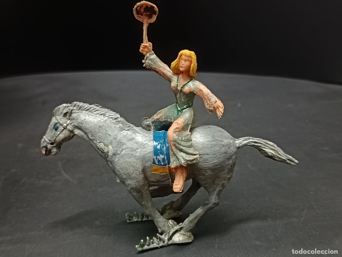 Figuras de Borracha e PVC: SIGRID a caballo del tebeo EL CAPITAN TRUENO. Figura Pvc de los a&ntilde;os 60 de Estereoplast Barcelona