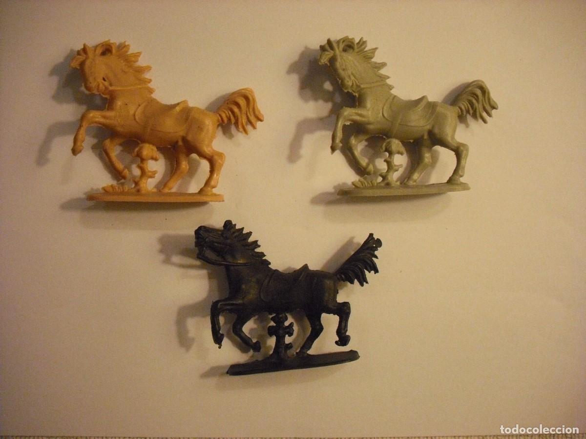 Figuras de goma y PVC: LOTE DE 3 CABALLOS DEL OESTE DE LA MARCA JEAN HOFLER , PLASTICO