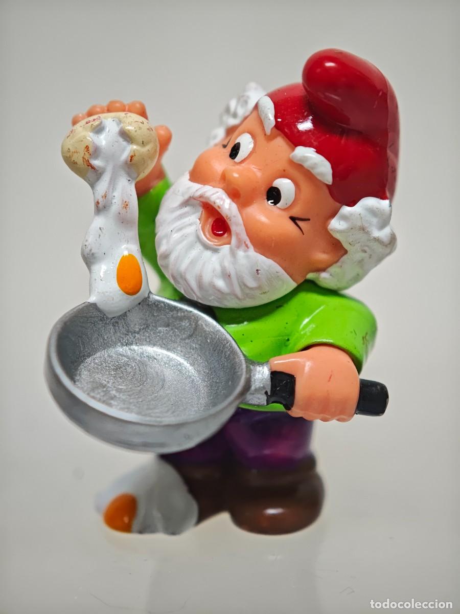 Figuras de goma y PVC: FIGURA K8NDER FERRERO GNOMO