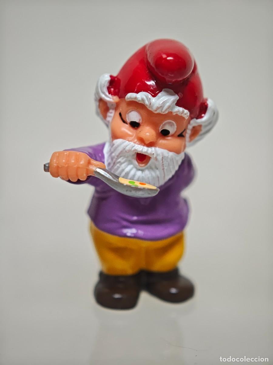 Figuras de goma y PVC: FIGURA K8NDER FERRERO GNOMO