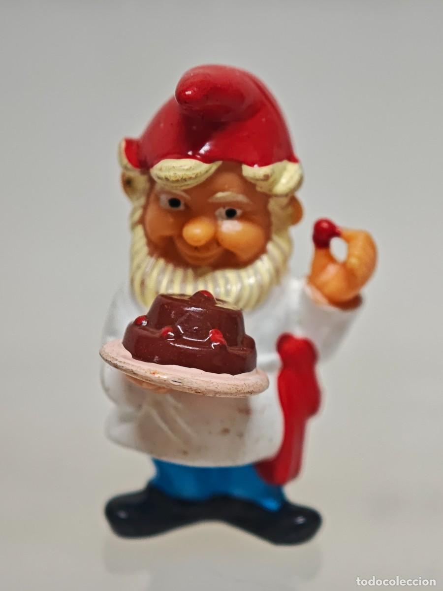 Figuras de goma y PVC: FIGURA K8NDER FERRERO GNOMO
