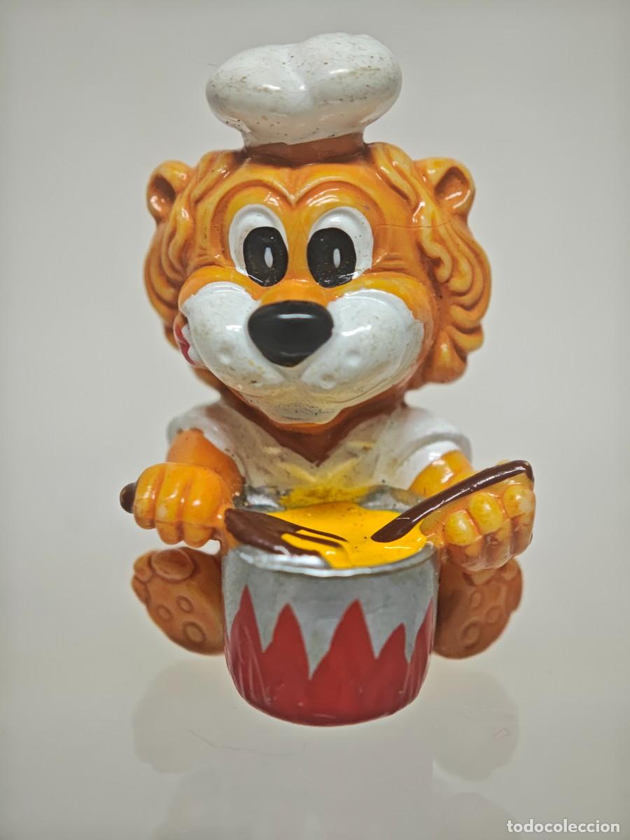 Figuras de goma Kinder: FIGURA K8NDER FERRERO FAMILIA LEON LEONES