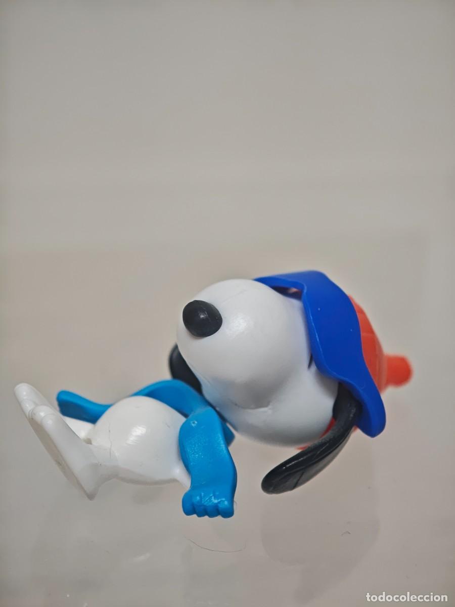 Figuras de goma Kinder: FIGURA KiNDER DESMONTABLE SNOOPY