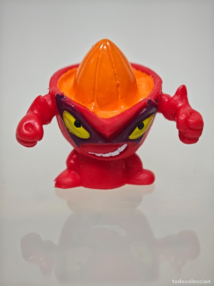 Figuras de goma y PVC: MU&Ntilde;ECO FIGURA SUPERZINGS SERIE 1
