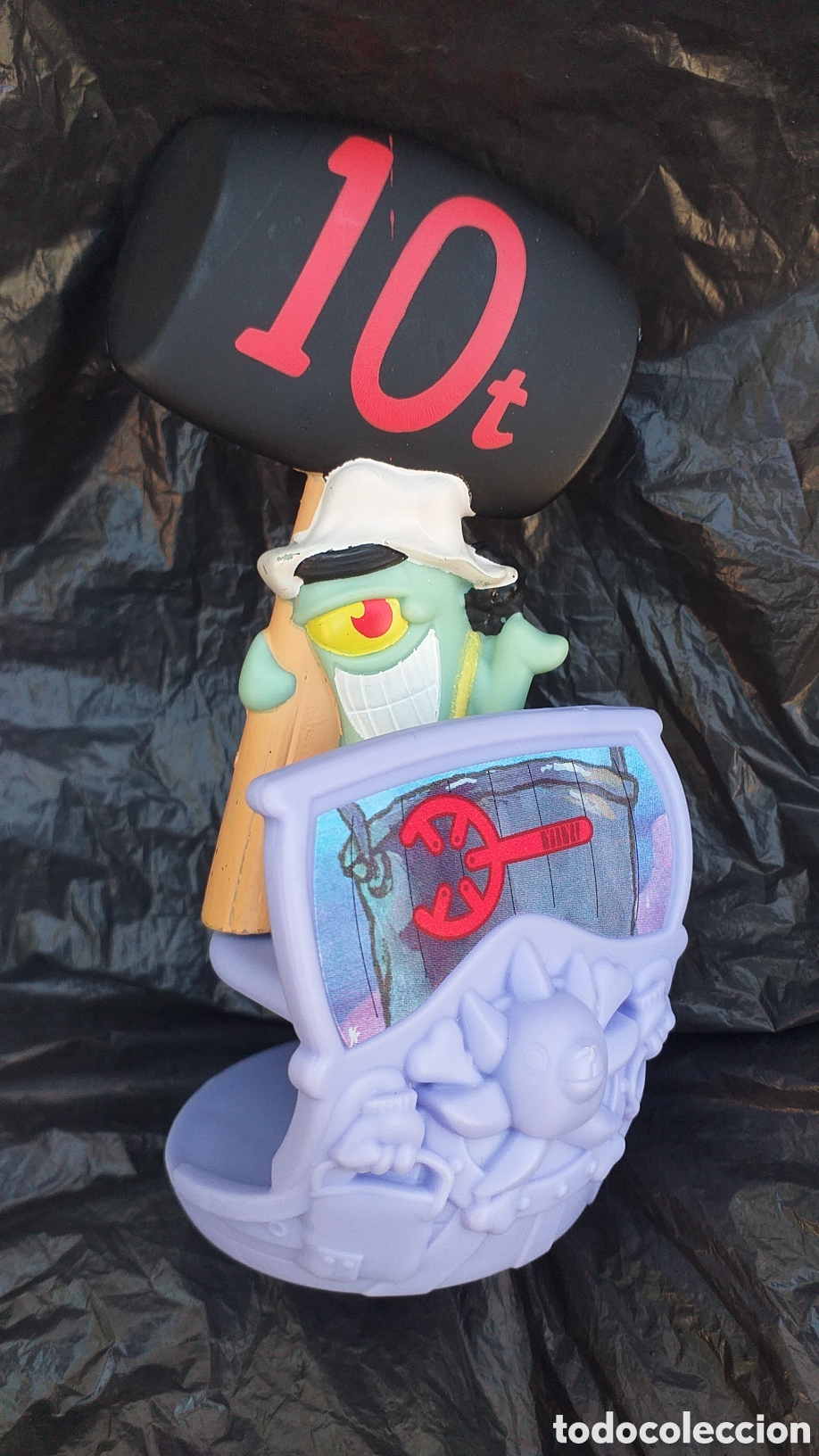 Figuras de goma y PVC: Figura de goma, Plankton de Bob esponja. Macdonals barco pirata