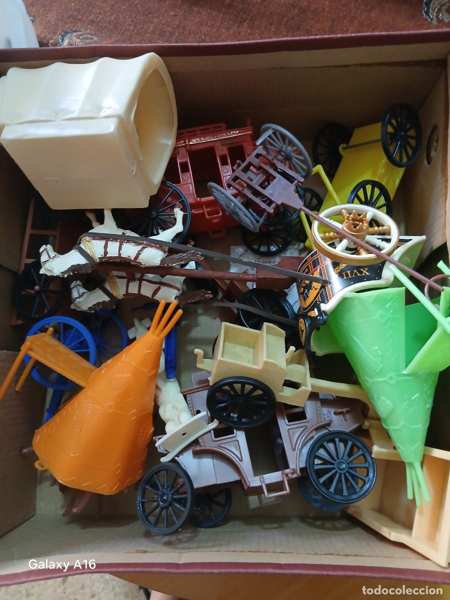 Figuras de goma y PVC: SOLDADOS DE PLASTICO LOTE TRABAJO COMPLEMENTOS - Foto 1